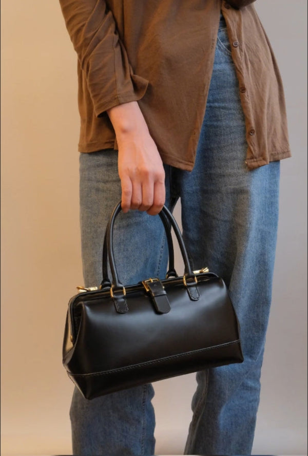 Vintage Frame Lock Leather Doctor Handbag