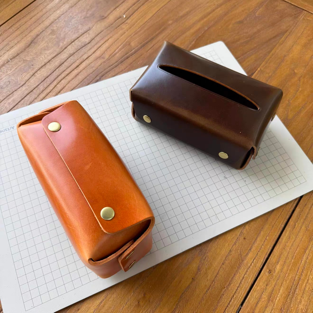 Luxury Hand‑Crafted Leather Tissue Box Holder for Desktop & Car Use