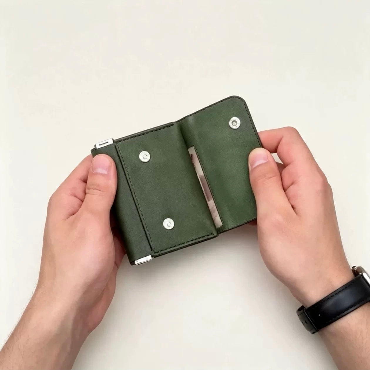 Vintage Genuine Leather Spring‑Open Short Wallet