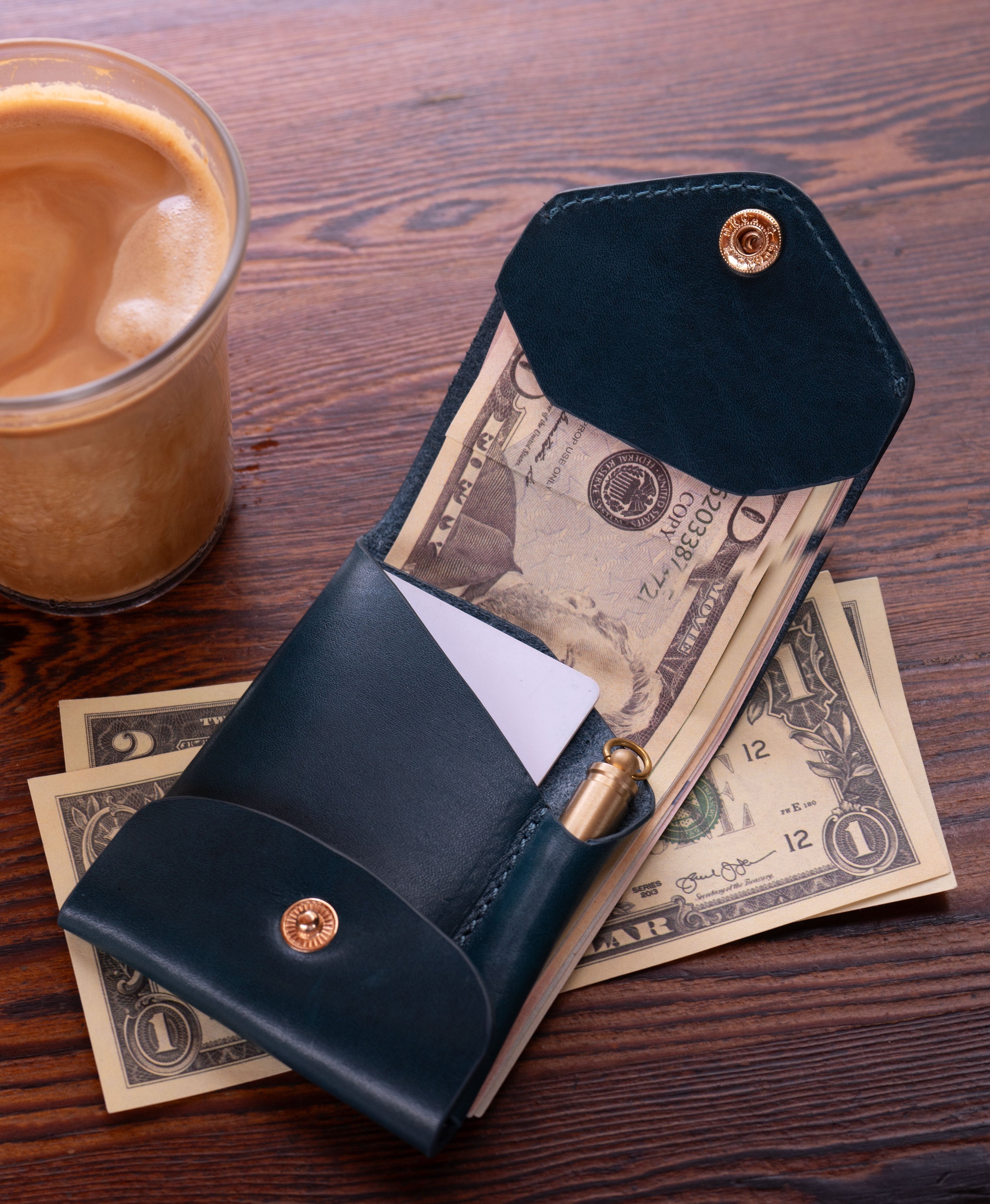 Kakavy Slim Leather Wallet with Pen Slot – Handcrafted Full-Grain EDC Wallet