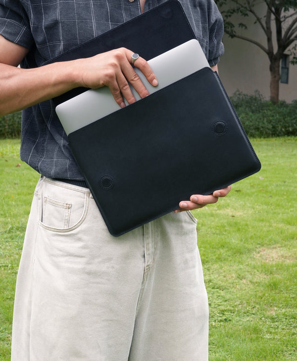 Full-Grain Bridle Leather Laptop Sleeve & Stand