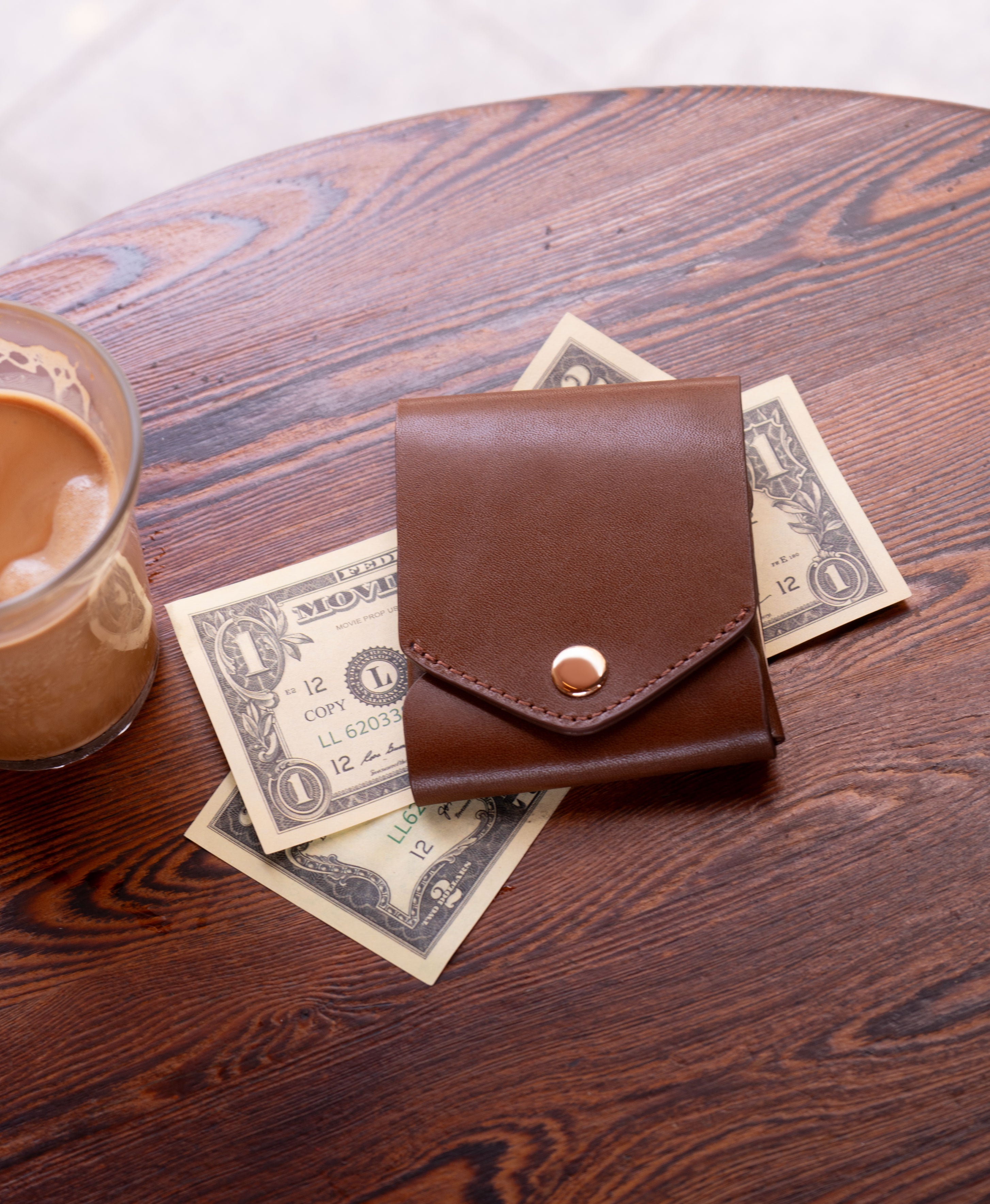Kakavy Slim Leather Wallet with Pen Slot – Handcrafted Full-Grain EDC Wallet
