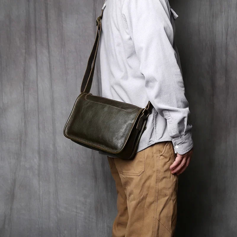 Vintage Top Grain Leather Men's Crossbody Messenger Bag