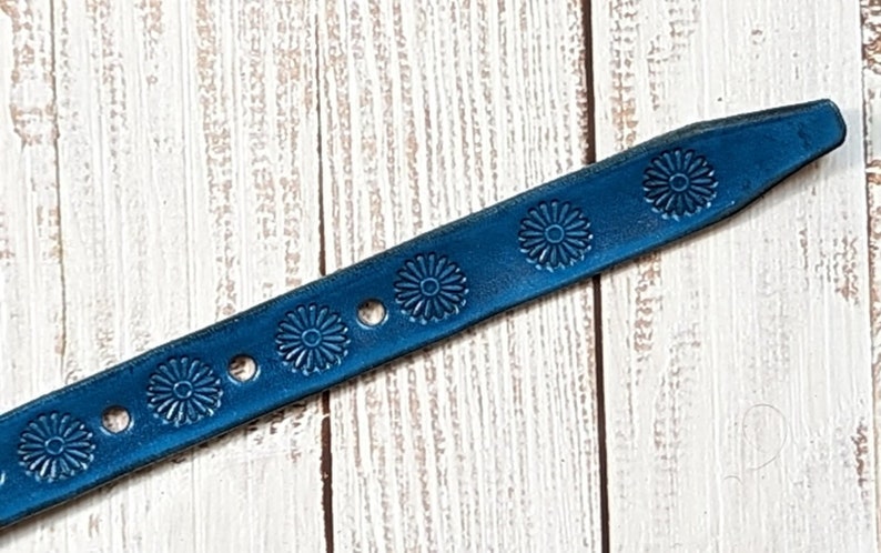Handmade Italian Leather Belt: Women's Dress Belt, Floral Tooled, 1 inch