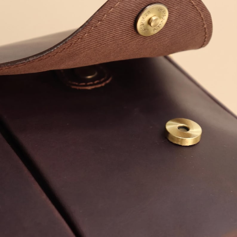 Personalized Handmade Buffalo Leather Crossbody Bag | Top Grain Leather Messenger Purse | Vintage Shoulder Satchel Gift for Women Men | HLC