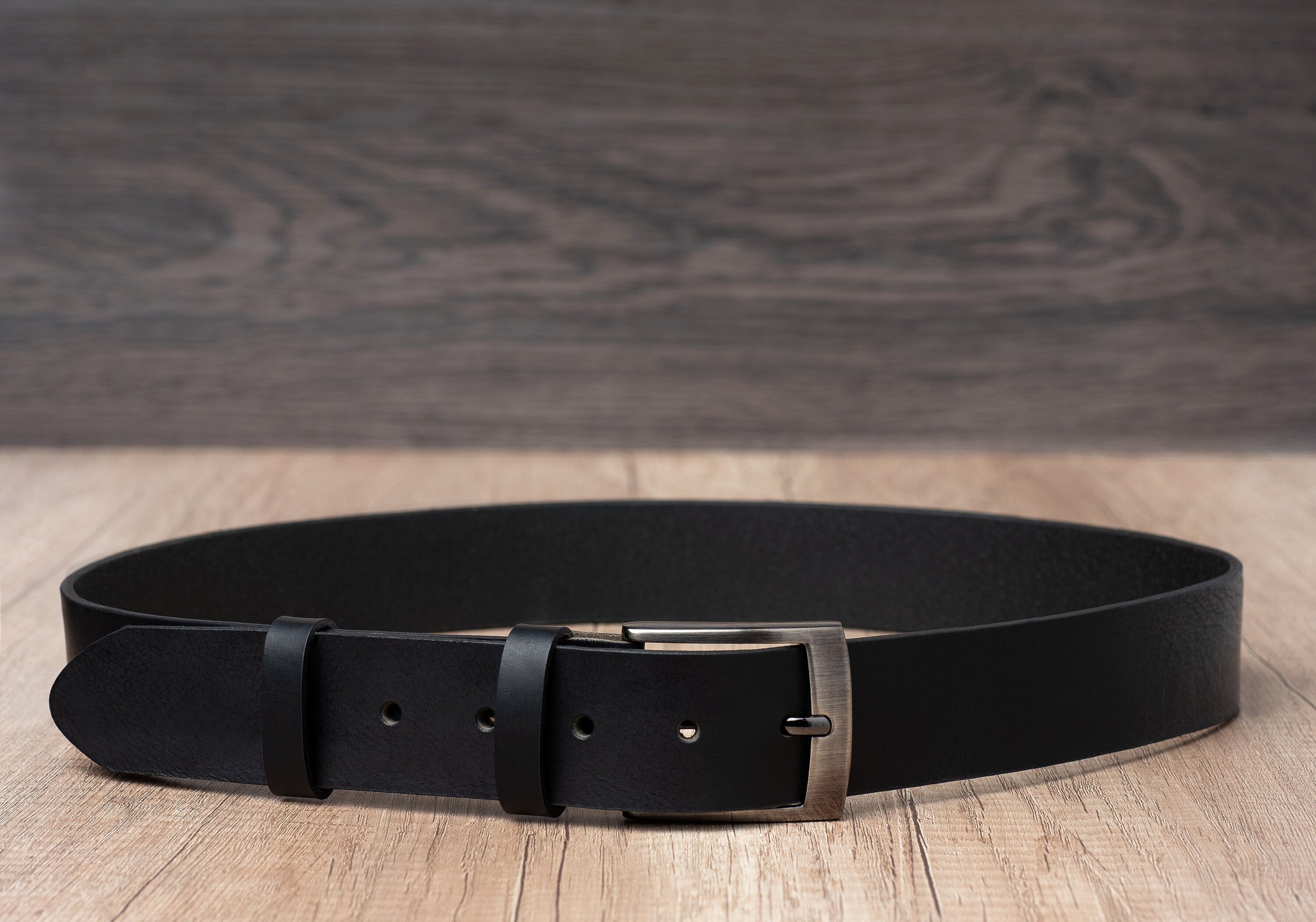 Handmade Full Grain Leather Belt – Men’s Casual Accessory