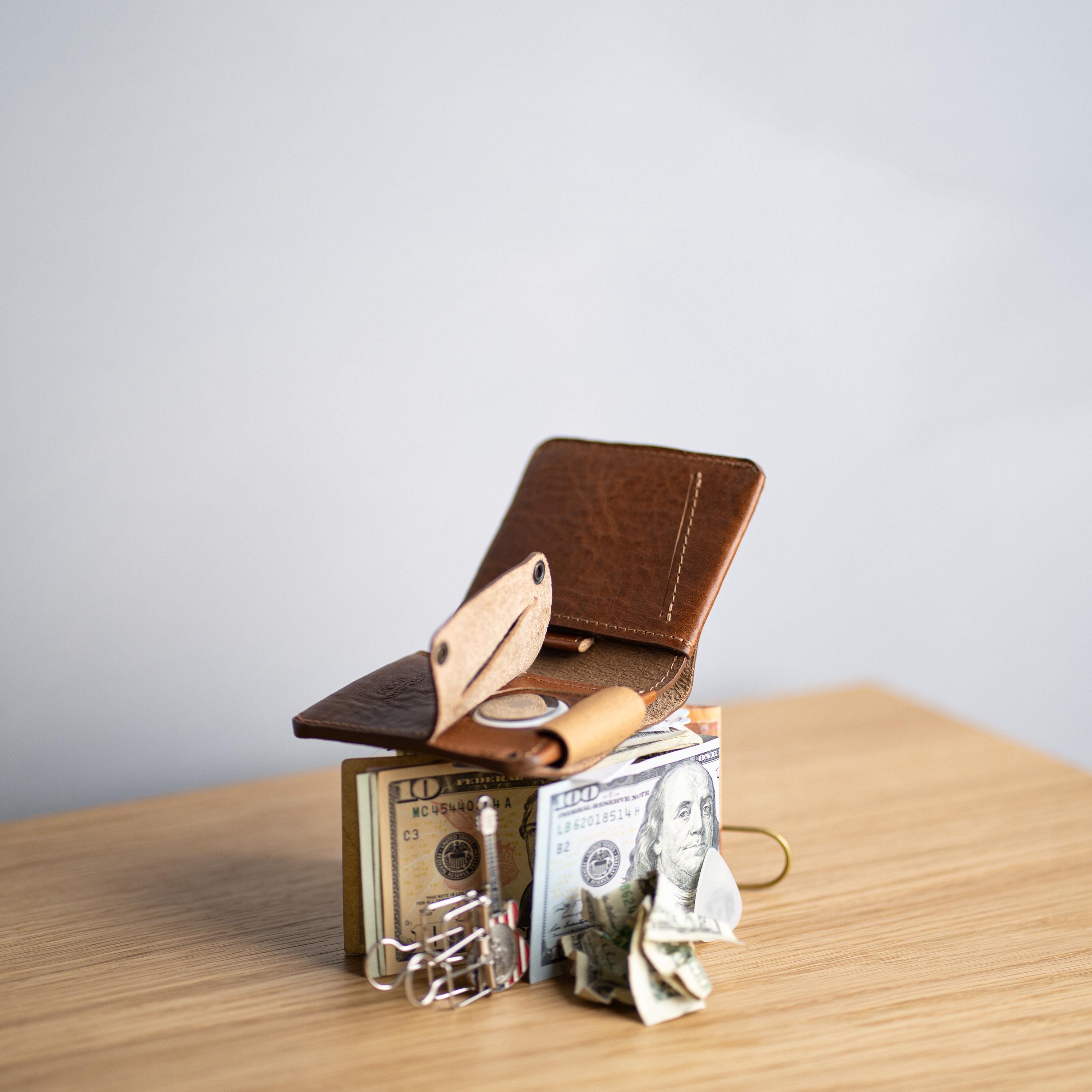 AirTag Wallet | Italian Leather Billfold 2.1, Full-Grain Leather